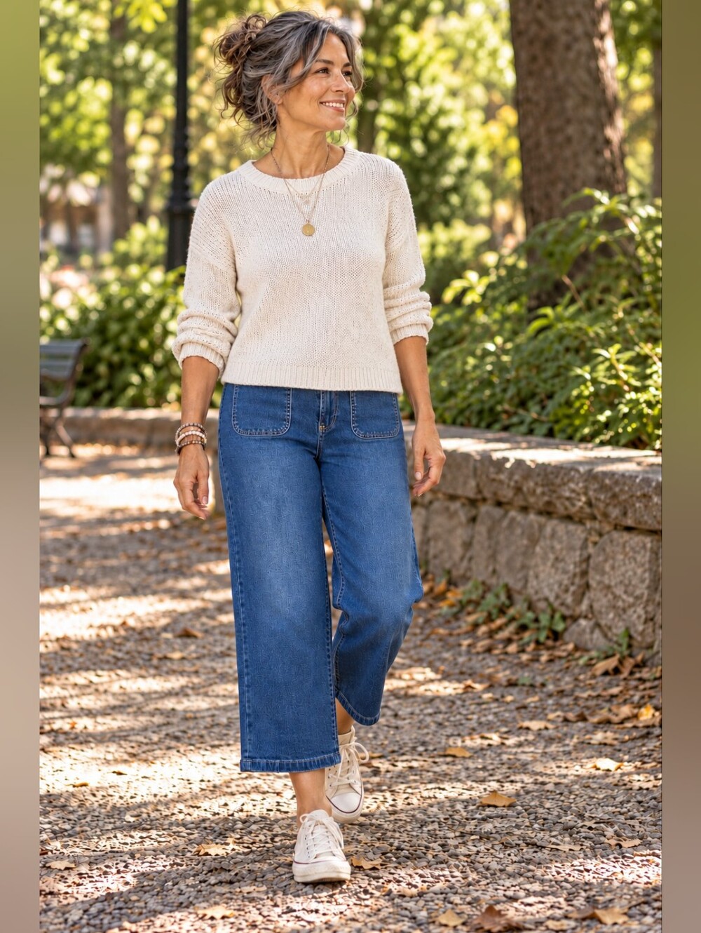 Women's Mid-Rise Cropped Jeans